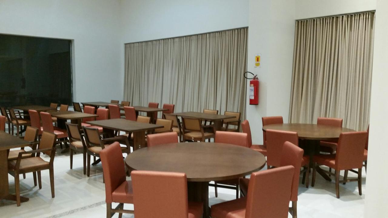 Hotel Caju De Ouro Фейра-ди-Сантана Экстерьер фото
